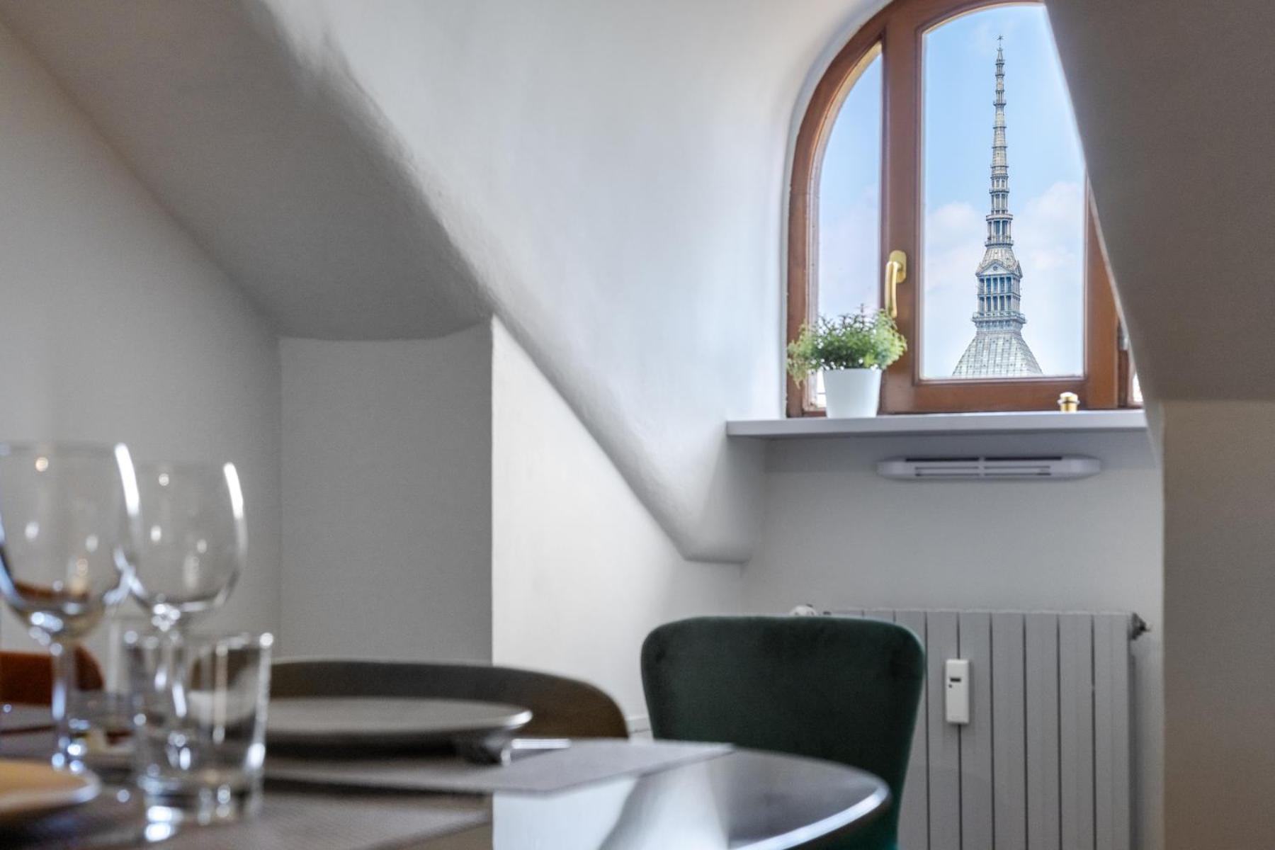 Giolitti 39 - Moderna Mansarda Nel Cuore Di Torino Ngoại thất bức ảnh